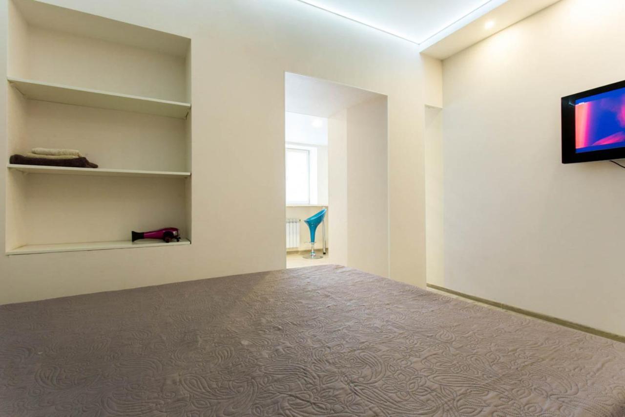 New Apartments In The City Center - Kuznechna Str. 26/2 Kharkov Luaran gambar